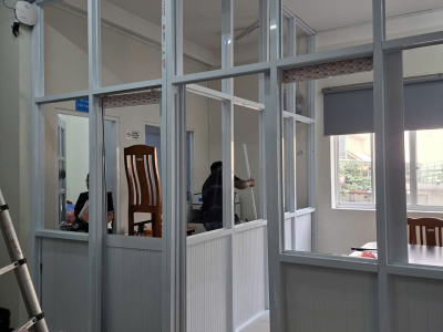 Vách ngăn văn phòng