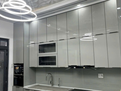 Thi Công Tủ Bếp Nhôm Kính Quận 7 – Hoàn Thiện Công Trình Hiện Đại, Sang Trọng
